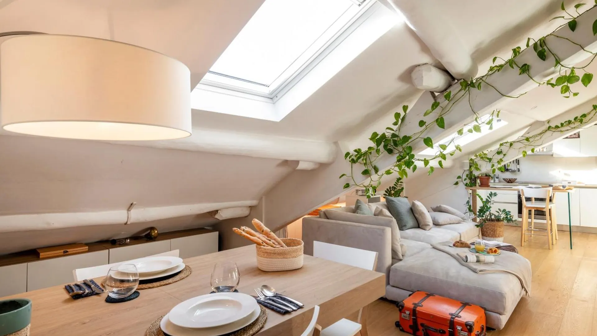Bright Penthouse Attic In The Heart Of Milan Apartment Italy